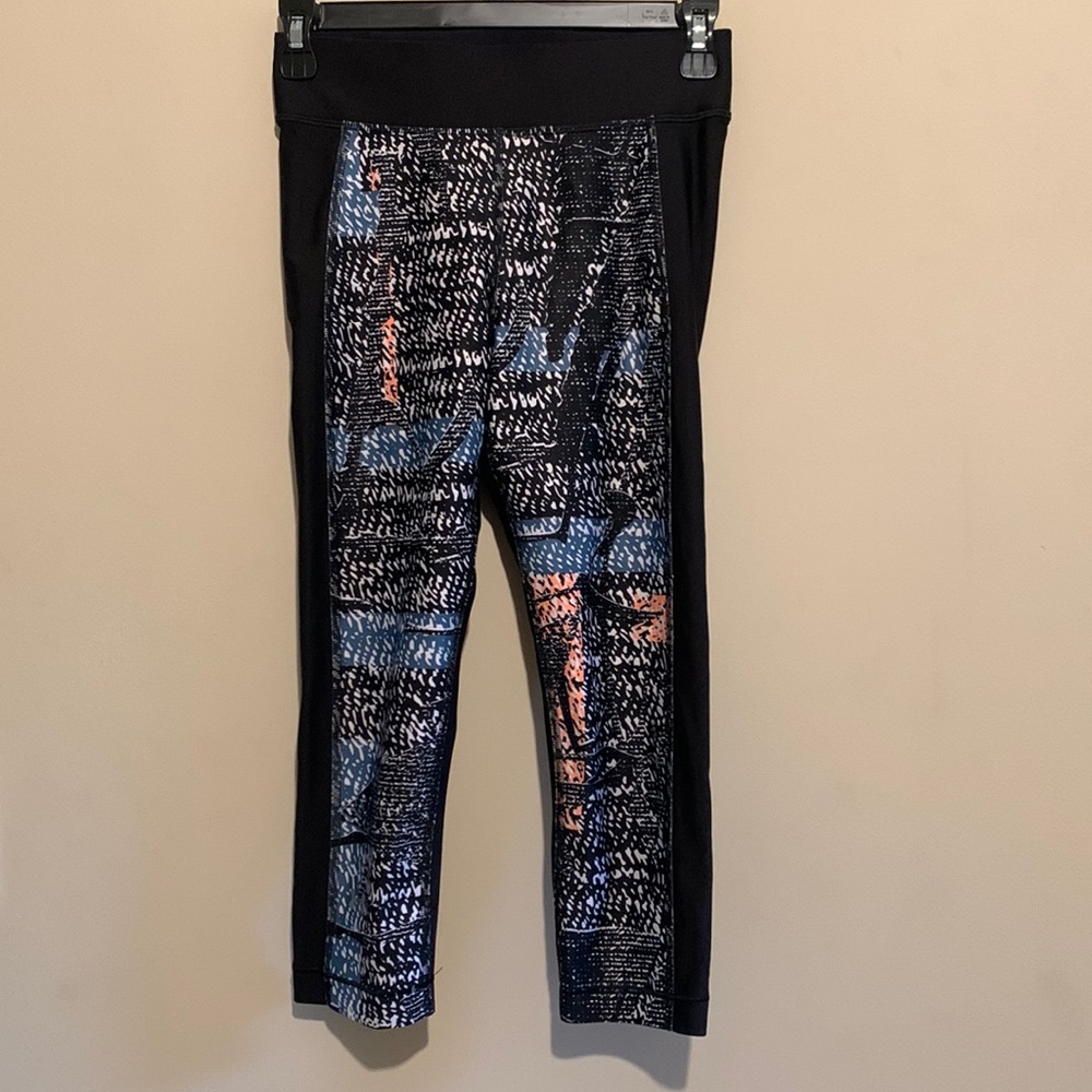 Women’s under armour Capri leggings